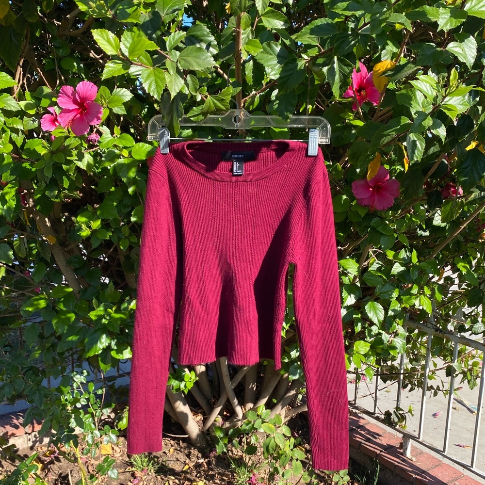 Burgundy long-sleeve knit shirt